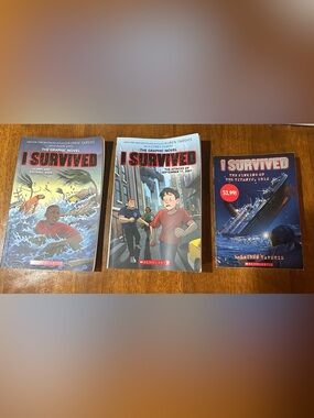 Scholastic Graphic Novel I Survived (3 books)